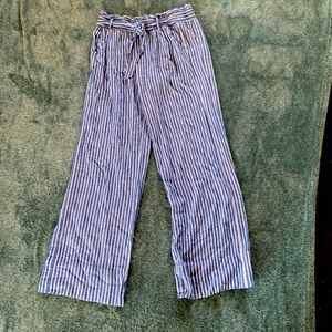 Beachy/ womens / dressy pants